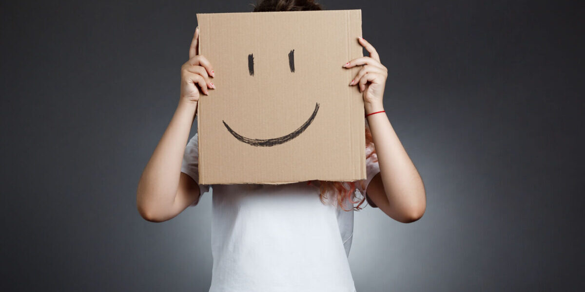 O que Você Esconde por Trás da Máscara?